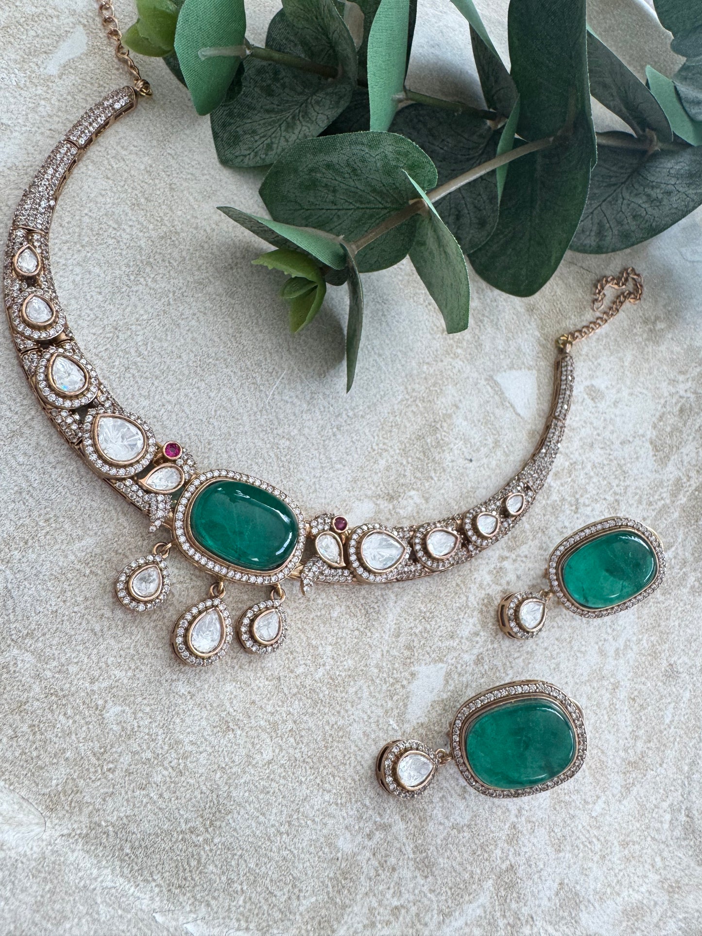 Hasli Emerald