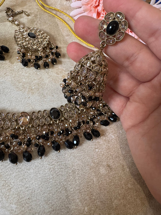 Hasrat Polki Necklace (Black)